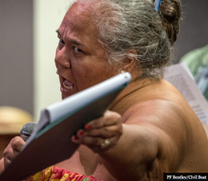 Leona Kalima at the Honolulu hearing. Photo: Civil Beat.